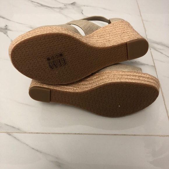 Michael Kors Berkley Espadrille Wegde light gold 10 - Picture 9 of 9